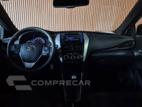 YARIS 1.3 16V FLEX XL MANUAL