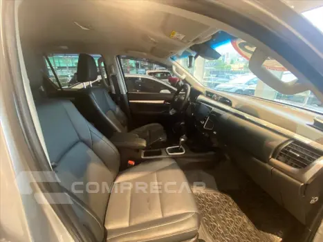 HILUX 2.8 D-4D TURBO DIESEL CD SRX 4X4 AUTOMÁTICO