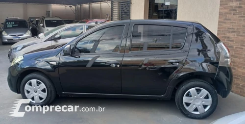 SANDERO