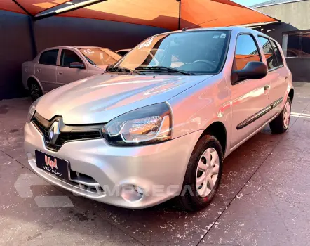 Renault CLIO 1.0 Expression 16V Hi-power 4 portas