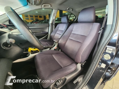 CITY Sedan LX 1.5 Flex 16V 4p Mec.