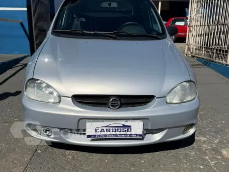 CLASSIC - 1.0 MPFI LIFE 8V 4P MANUAL