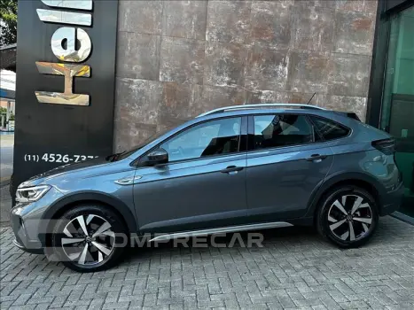 Volkswagen NIVUS 1.0 200 TSI Highline 4 portas