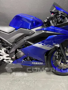 YZF-R15 ABS
