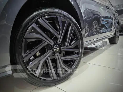 VIRTUS 1.4 250 TSI EXCLUSIVE AUTOMÁTICO