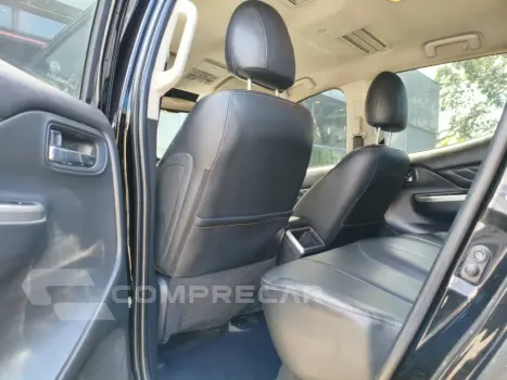 TRITON 2.4 Biturbo CD Hpe-s 4X4