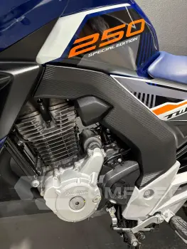 CB 250 TWISTER CBS EDIÇÃO LIMITADA