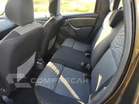 DUSTER 2.0 DYNAMIQUE 4X2 16V FLEX 4P AUTOMÁTICO