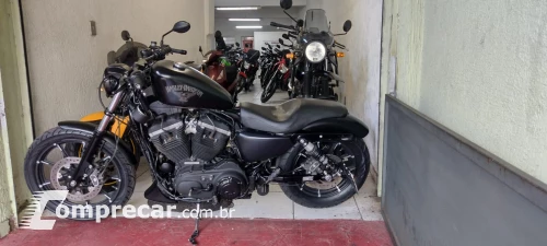 Harley Davidson XL 883 Iron
