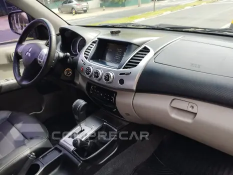 L 200 Triton 3.5 V6 HPE 4X4 FLEX CABINE DUPLA