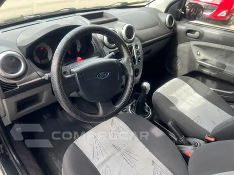 FIESTA 1.6 MPI Class Hatch 8V