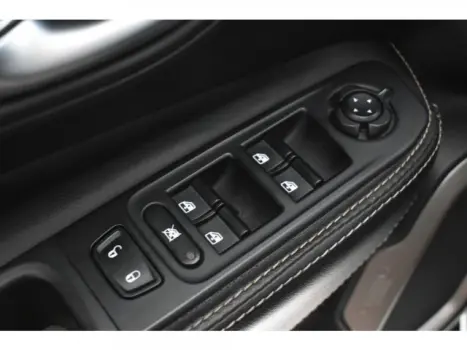 RENEGADE - 2.0 16V TURBO SPORT 4P 4X4 AUTOMÁTICO