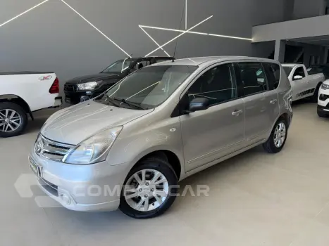 NISSAN Livina S 1.8 4 portas