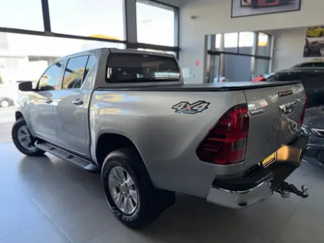 HILUX 2.8 D-4d Turbo CD SRV 4X4