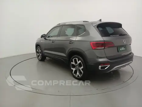 TAOS 1.4 250 TSI TOTAL FLEX HIGHLINE AUTOMÁTICO