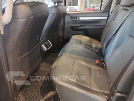 HILUX 2.8 D-4D TURBO DIESEL CD SRX 4X4 AUTOMÁTICO