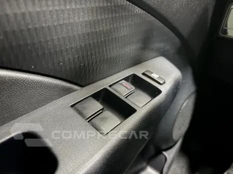 ETIOS 1.5 X PLUS SEDAN 16V FLEX 4P AUTOMÁTICO
