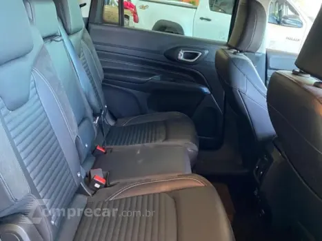 COMMANDER - 1.3 T270 TURBO LONGITUDE AT6