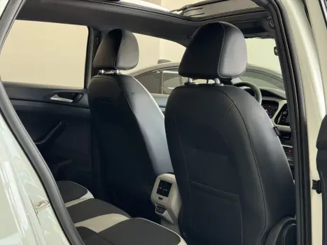 T-Cross 1.4 4P 250 TSI FLEX HIGHLINE AUTOMÁTICO