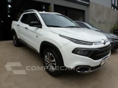 TORO 2.0 16V Turbo Volcano 4X4