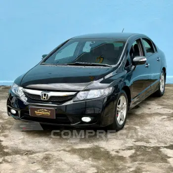 Honda Civic Sedan EXS 1.8/1.8 Flex 16V Aut. 4p 4 portas