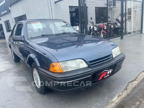 CHEVROLET MONZA E EFI 4 portas