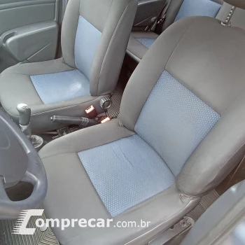 SANDERO Authentique Hi-Flex 1.0 16V 5p