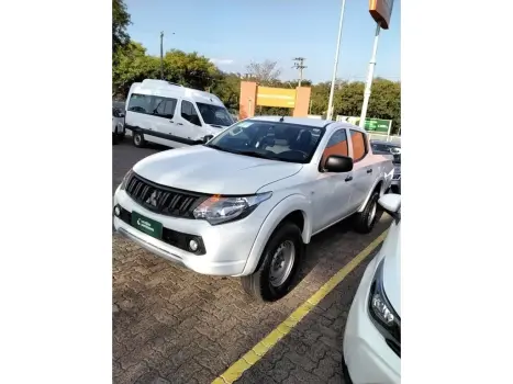 L200 TRITON 2.4 16V TURBO DIESEL GL CD 4X4 MANUAL