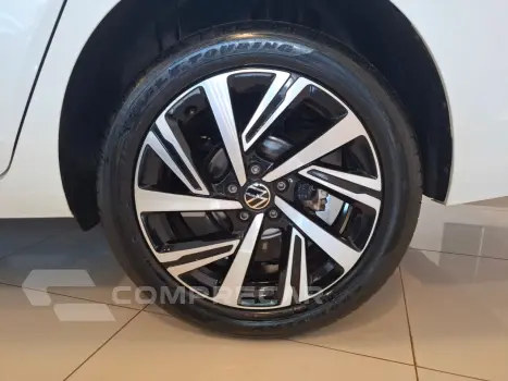 Virtus 1.0 4P 200 TSI FLEX HIGHLINE AUTOMÁTICO