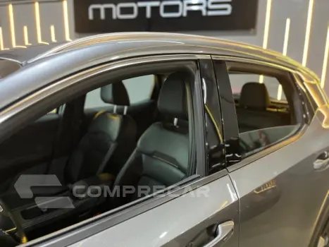 KICKS 1.0 Turbo Exclusive