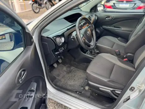 ETIOS 1.5 XS Sedan 16V