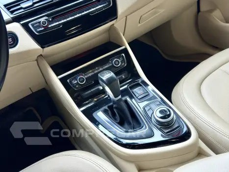 220i 2.0 CAT GP 16V TURBO ACTIVEFLEX 4P AUTOMÁTICO