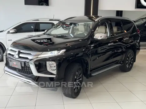 Pajero Sport 	2.4 16V 4P HPE-S AWD TURBO DIESEL AUTOMÁTICO
