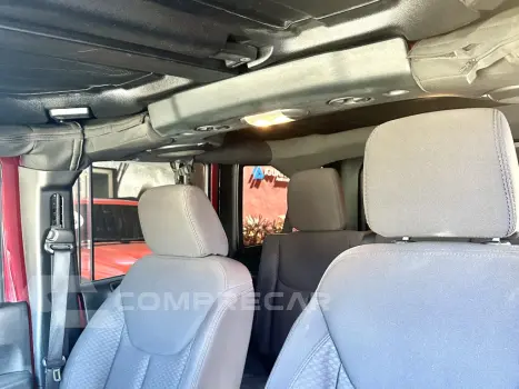 WRANGLER 3.6 UNLIMITED SPORT 4X4 V6 GASOLINA 4P AUTOMÁTICO