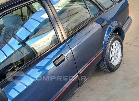ESCORT 1.8 Guarujá 8V