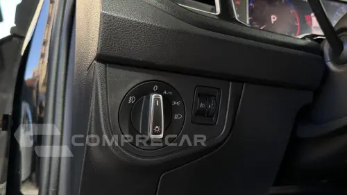 Nivus Highline 1.0 200 TSI Flex Aut.