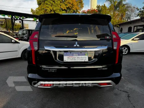 Pajero Sport 	2.4 16V 4P HPE-S AWD TURBO DIESEL AUTOMÁTICO