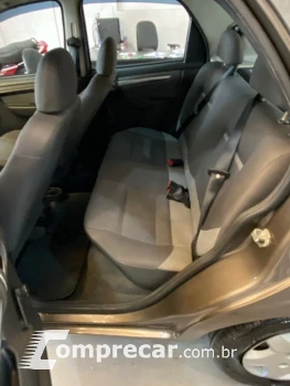 CELTA 1.0 MPFI LT 8V