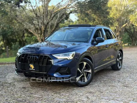 Audi Q3 2.0 40 TFSI GASOLINA PERFORMANCE BLACK QUATTRO TIPTRONIC 4 portas