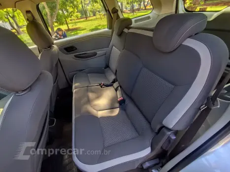 SPIN 1.8 LT 8V FLEX 4P AUTOMÁTICO