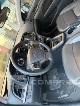 ELANTRA 2.0 16V Special Edition