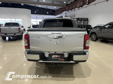 L200 TRITON 2.4 16V Turbo Sport HPE CD 4X4