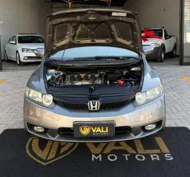 Civic Sed. LXL/LXL SE 1.8 Flex 16V Mec.