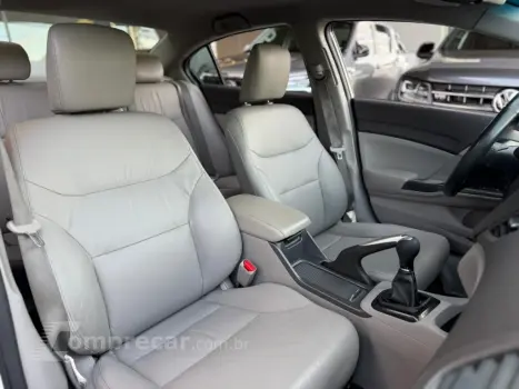 CIVIC 1.8 LXL 16V FLEX 4P MANUAL