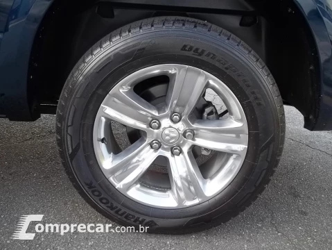 CLASSIC 5.7 V8 Laramie CD 4X4