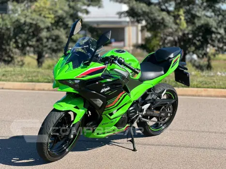KAWASAKI NINJA 500 SE