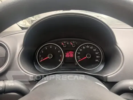 VOYAGE - 1.0 MI 8V 4P MANUAL