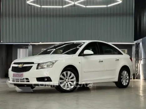CHEVROLET CRUZE HATCH - 1.8 LTZ SPORT6 16V 4P AUTOMÁTICO 4 portas