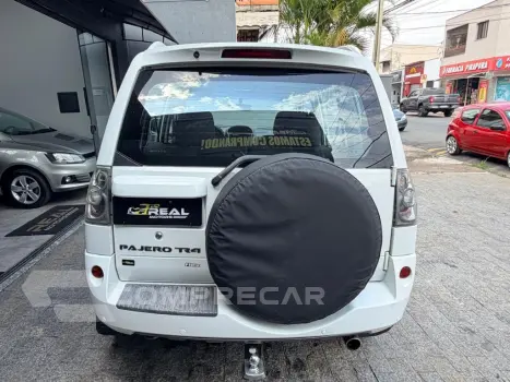 PAJERO TR4 2.0 4X2 16V 140CV FLEX 4P AUTOMÁTICO