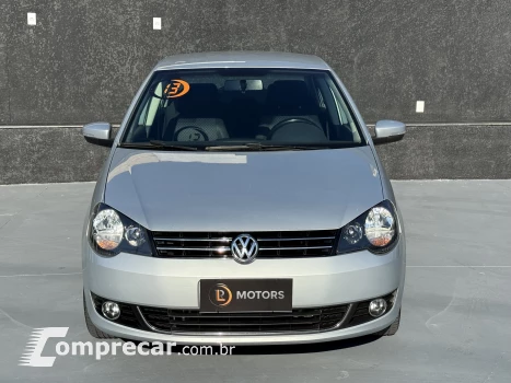 POLO SEDAN 2.0 MI Comfortline 8V